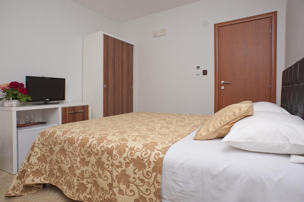 Apartments Gold Budva Exterior photo